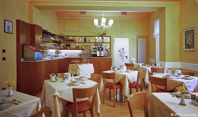 Hotel Boston Milan Luaran gambar