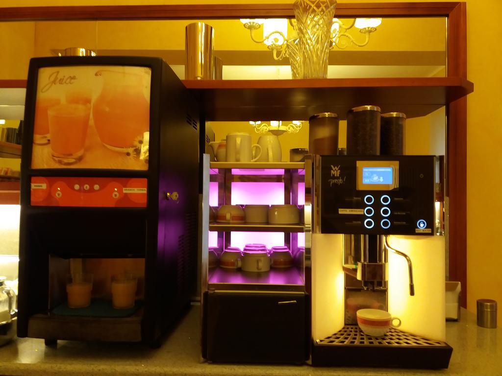 Hotel Boston Milan Luaran gambar